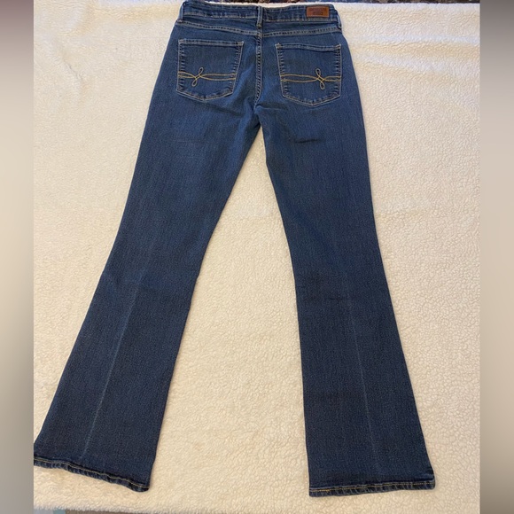 LEVI’S MODERN BOOTCUT JEAN. - Picture 13 of 15